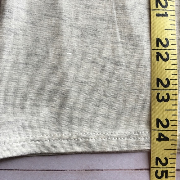 NWT Max Studio Cream/Gray Stretch T-Shirt - Size L - Picture 5 of 5